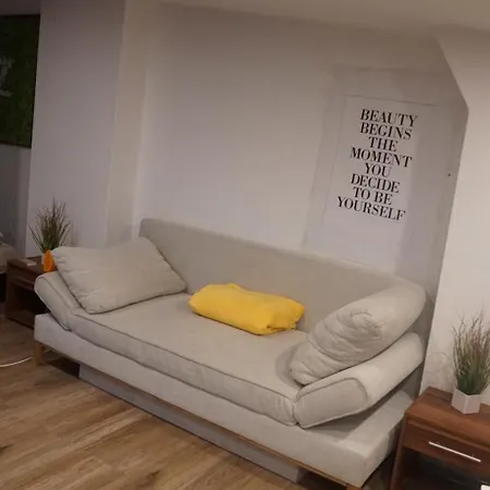 Altbau Zum Wohlfuehlen * Магдебург