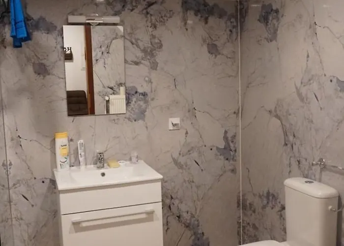 Lägenhet Altbau Zum Wohlfuehlen *